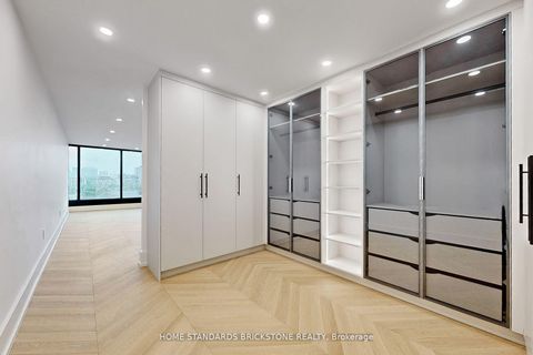 Photo 21 at 1009 - 110 Bloor Street W, Annex, Toronto