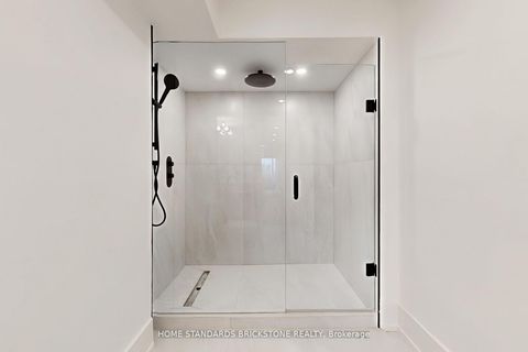 Photo 22 at 1009 - 110 Bloor Street W, Annex, Toronto
