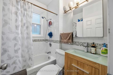Photo 11 at 261 Cedarvale Avenue, Lumsden, Toronto