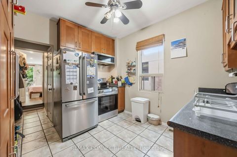 Photo 13 at 261 Cedarvale Avenue, Lumsden, Toronto