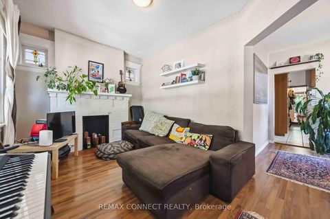 Photo 16 at 261 Cedarvale Avenue, Lumsden, Toronto