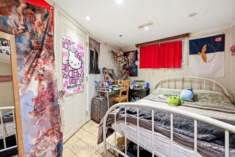 Photo 17 at 90 Ypres Road, Eglinton West, Toronto