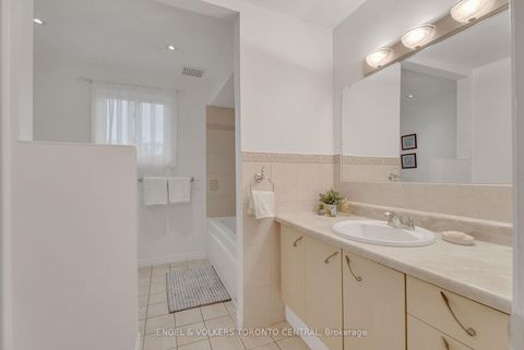 Photo 33 at 170 Fenn Avenue, Windfields, Toronto