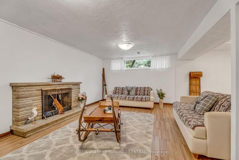 Photo 36 at 170 Fenn Avenue, Windfields, Toronto