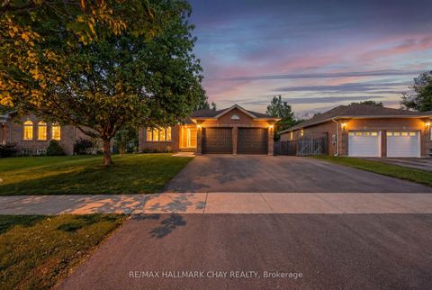 Photo 0 at 143 Emms Drive, Holly, Barrie