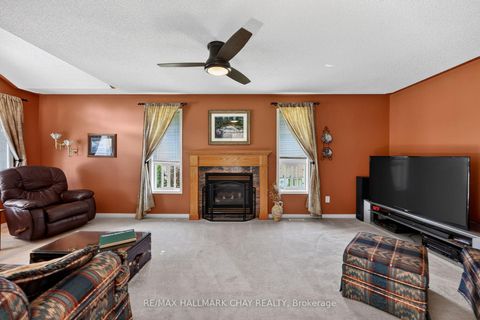 Photo 6 at 143 Emms Drive, Holly, Barrie