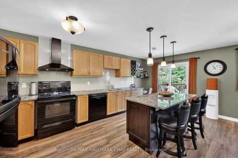 Photo 10 at 143 Emms Drive, Holly, Barrie