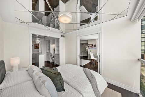 Photo 15 at 306 - 725 King Street W, Niagara, Toronto