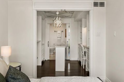 Photo 16 at 306 - 725 King Street W, Niagara, Toronto