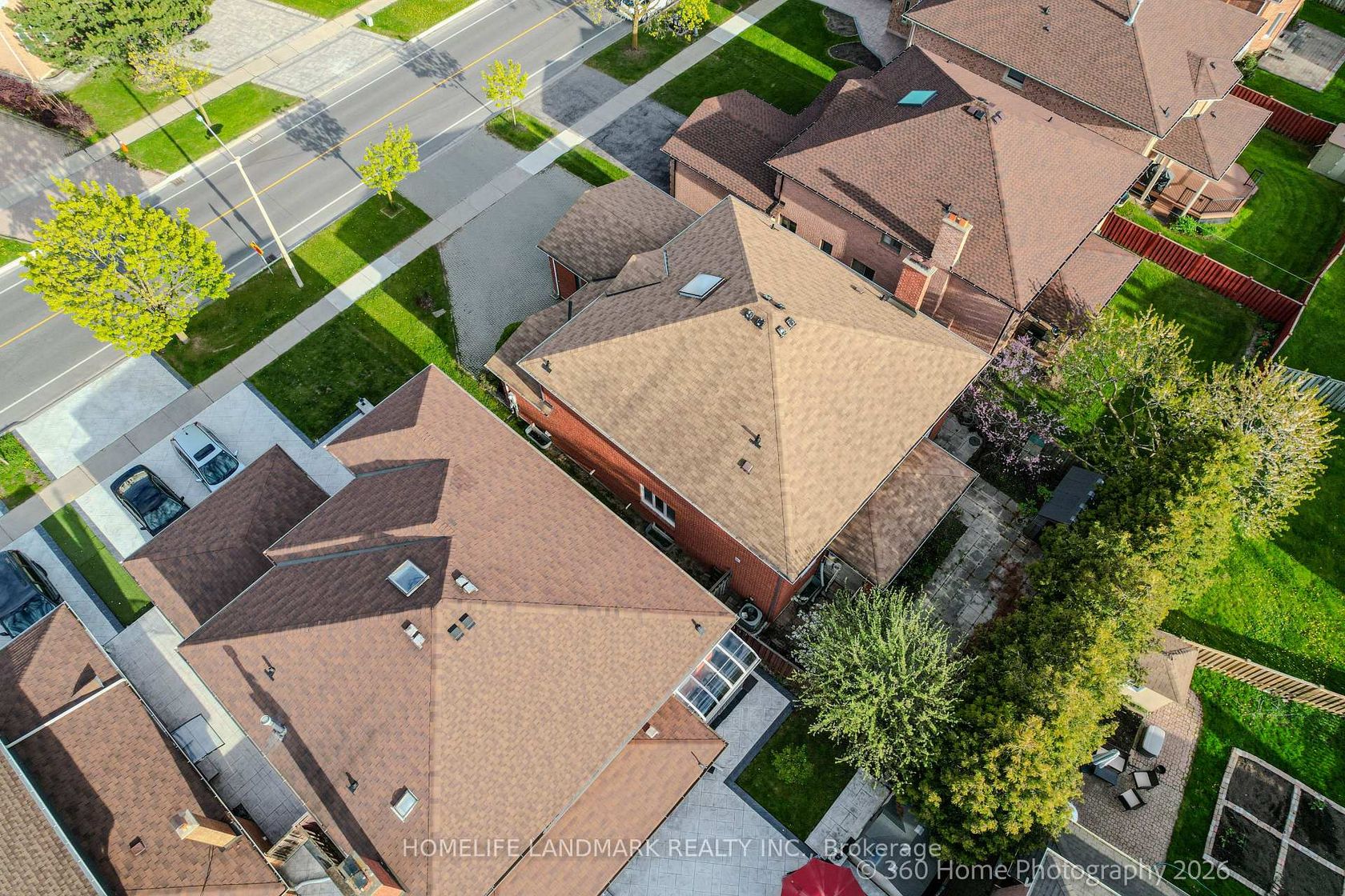 258 Valleymede Drive, Doncrest, Richmond Hill photo 3