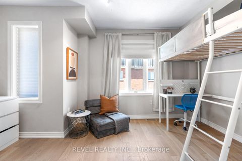Photo 25 at 8 Grogan Mews, Junction, Toronto