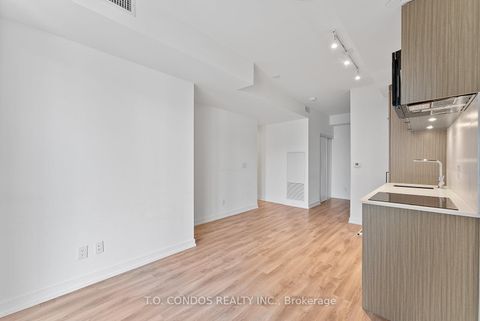 Photo 12 at 1019 - 20 Edward Street, Bay Street Corridor, Toronto