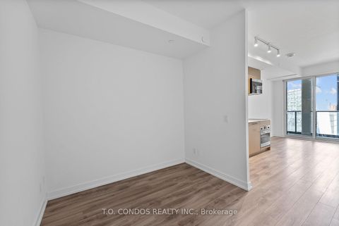 Photo 14 at 1019 - 20 Edward Street, Bay Street Corridor, Toronto