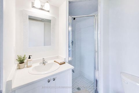Photo 10 at 815 - 812 Lansdowne Avenue, Junction, Toronto