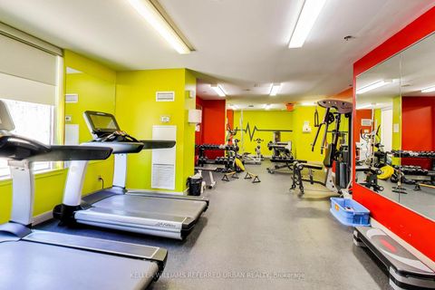 Photo 17 at 815 - 812 Lansdowne Avenue, Junction, Toronto