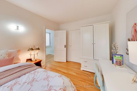 Photo 13 at 259 Torrens Avenue, East York, Toronto