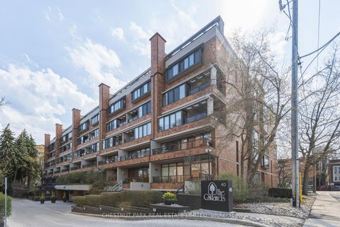 Photo 41 at 318 - 40 Oaklands Avenue, St. Clair, Toronto