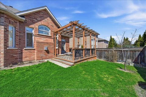 Photo 42 at 51 Tonner Crescent, Bayview Northeast, Aurora