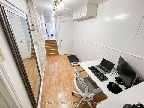 Photo 4 at 80 - 30 Wingarden Court, Malvern, Toronto