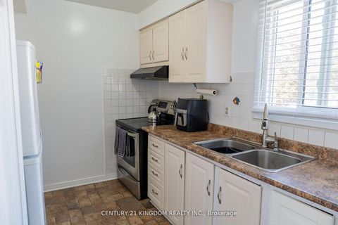 Photo 12 at 80 - 30 Wingarden Court, Malvern, Toronto