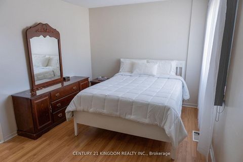 Photo 15 at 80 - 30 Wingarden Court, Malvern, Toronto