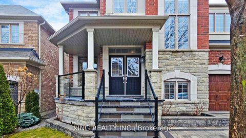 Photo 3 at 939 Goring Circle, Wyndham, Newmarket