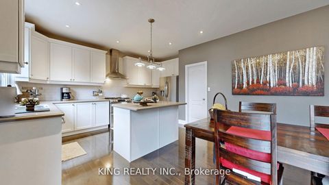Photo 10 at 939 Goring Circle, Wyndham, Newmarket