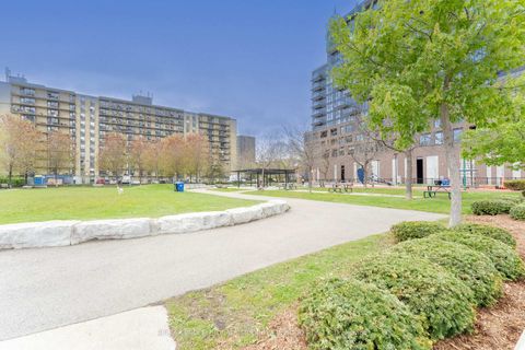 Photo 3 at 515 - 270 Dufferin Street, South Parkdale, Toronto