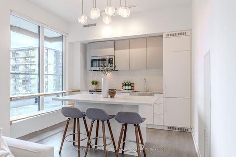 Photo 11 at 515 - 270 Dufferin Street, South Parkdale, Toronto