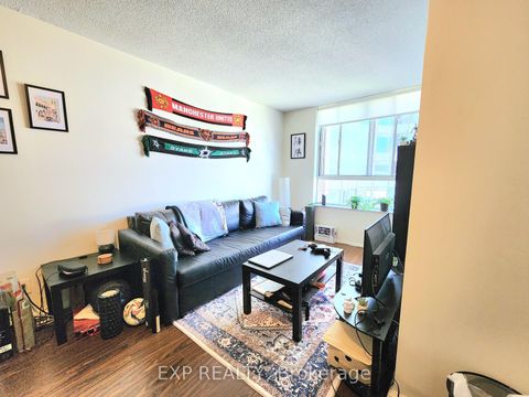 Photo 3 at 1421 - 711 Bay Street, Bay Street Corridor, Toronto