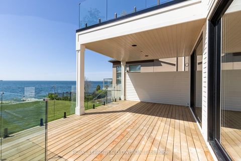 Photo 14 at 99 Lake Promenade, Long Branch, Toronto