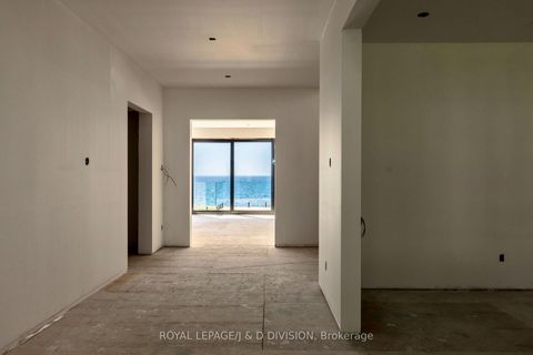 Photo 21 at 99 Lake Promenade, Long Branch, Toronto
