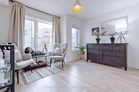 Photo 17 at 27 Thomas Mulholland Drive, CFB, Toronto