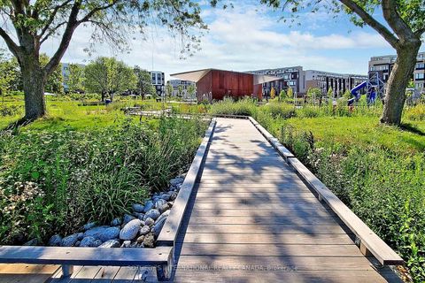 Photo 35 at 27 Thomas Mulholland Drive, CFB, Toronto