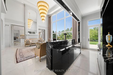 Photo 12 at 16 Sirona's Lane, Bayview Southeast, Aurora
