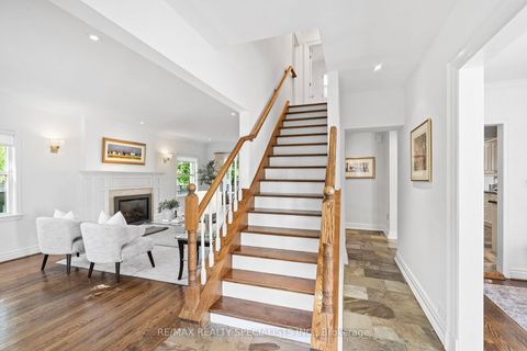 Photo 2 at 78 Meadowbank Road, City Centre West, Toronto