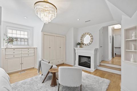 Photo 25 at 78 Meadowbank Road, City Centre West, Toronto
