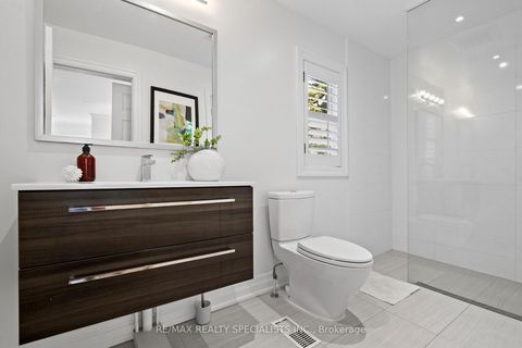 Photo 35 at 78 Meadowbank Road, City Centre West, Toronto