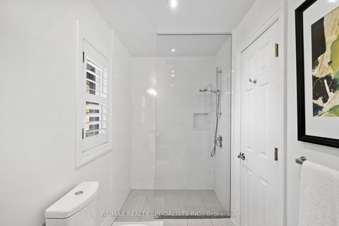 Photo 36 at 78 Meadowbank Road, City Centre West, Toronto