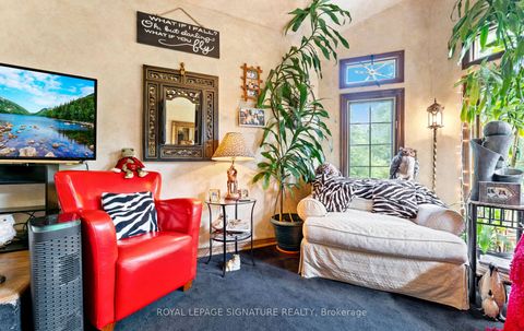 Photo 11 at 17 Mustard Street, Rural Uxbridge, Uxbridge