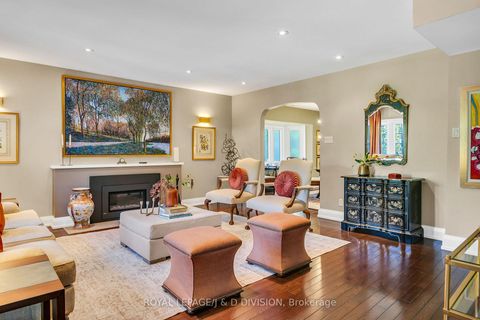 Photo 3 at 137 Highbourne Road, Eglinton, Toronto