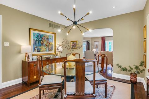 Photo 8 at 137 Highbourne Road, Eglinton, Toronto