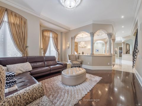 Photo 15 at 100 Rocmary Place, Kleinburg, Vaughan