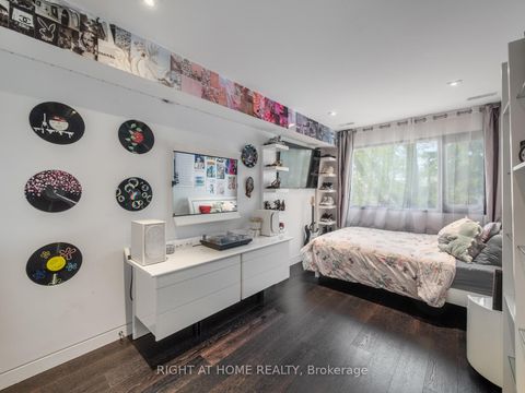 Photo 17 at 336 Melrose Avenue, Nortown, Toronto