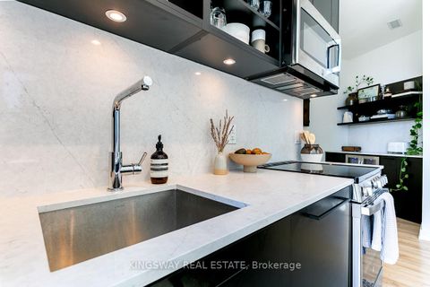 Photo 4 at 715 - 135 East Liberty Street, Niagara, Toronto