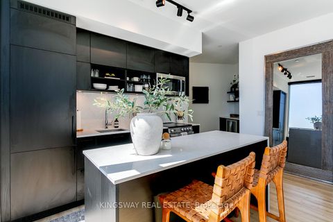 Photo 5 at 715 - 135 East Liberty Street, Niagara, Toronto