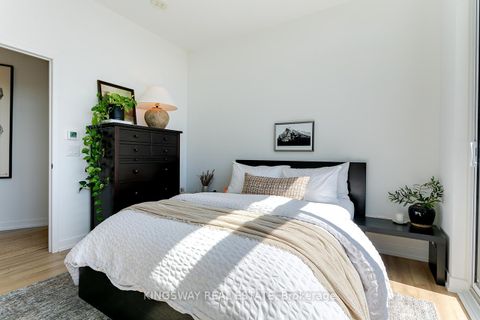 Photo 11 at 715 - 135 East Liberty Street, Niagara, Toronto