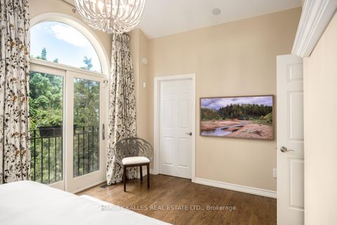 Photo 14 at 526 Melrose Avenue, Nortown, Toronto