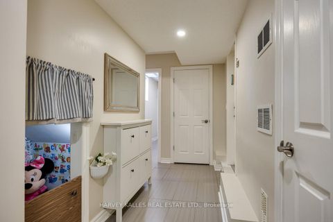Photo 28 at 526 Melrose Avenue, Nortown, Toronto