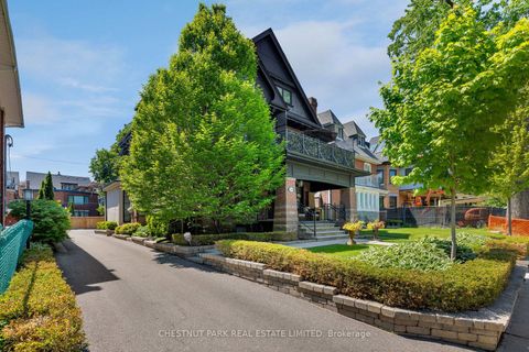 Photo 4 at 386 Palmerston Boulevard, Little Italy, Toronto